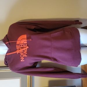 Burgundy North Face Hoodie, Small.